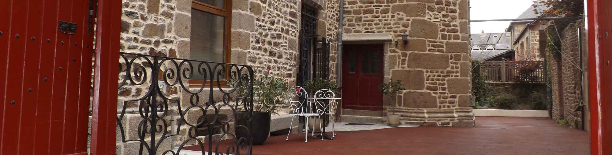 Bienvenue à l'Hôtel Lariboisière à Fougères, chambres d'hôtes, gìte et location de chambres meublées