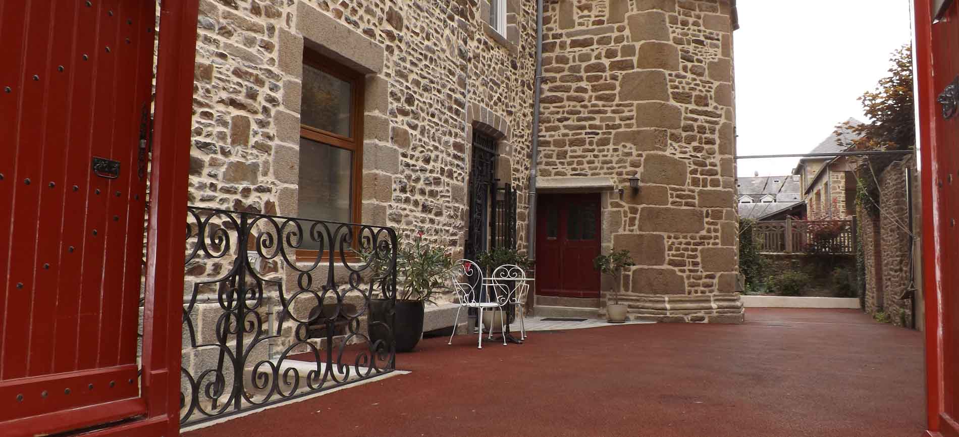 entree hotel lariboisiere a fougeres